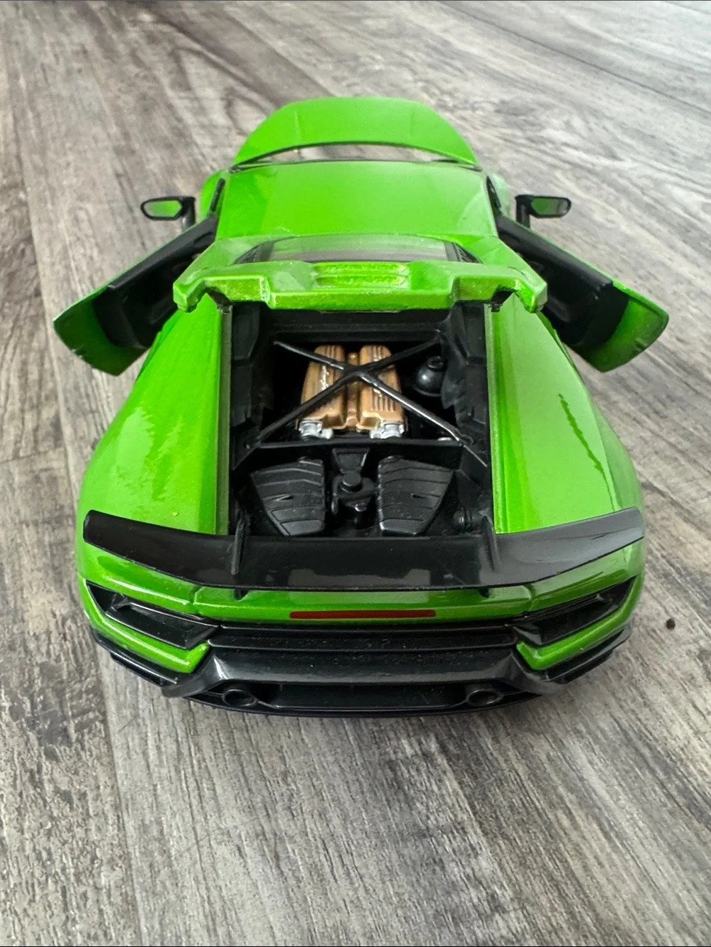Lamborghini black green wheels